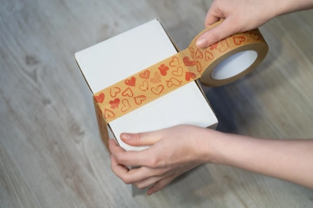 Papierklebeband Valentinstag Herz 50mm/50m 1 Rolle